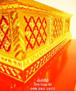 ตู้พระอภิธรรม ปิดทองด้านบน