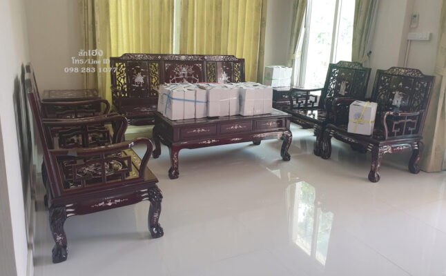 ชุดรับแขกฝังมุก